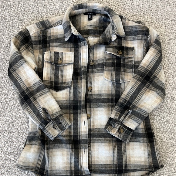 Fleece button up - Picture 1 of 4